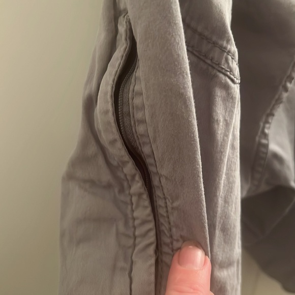 Six pockets shorts - Picture 4 of 6